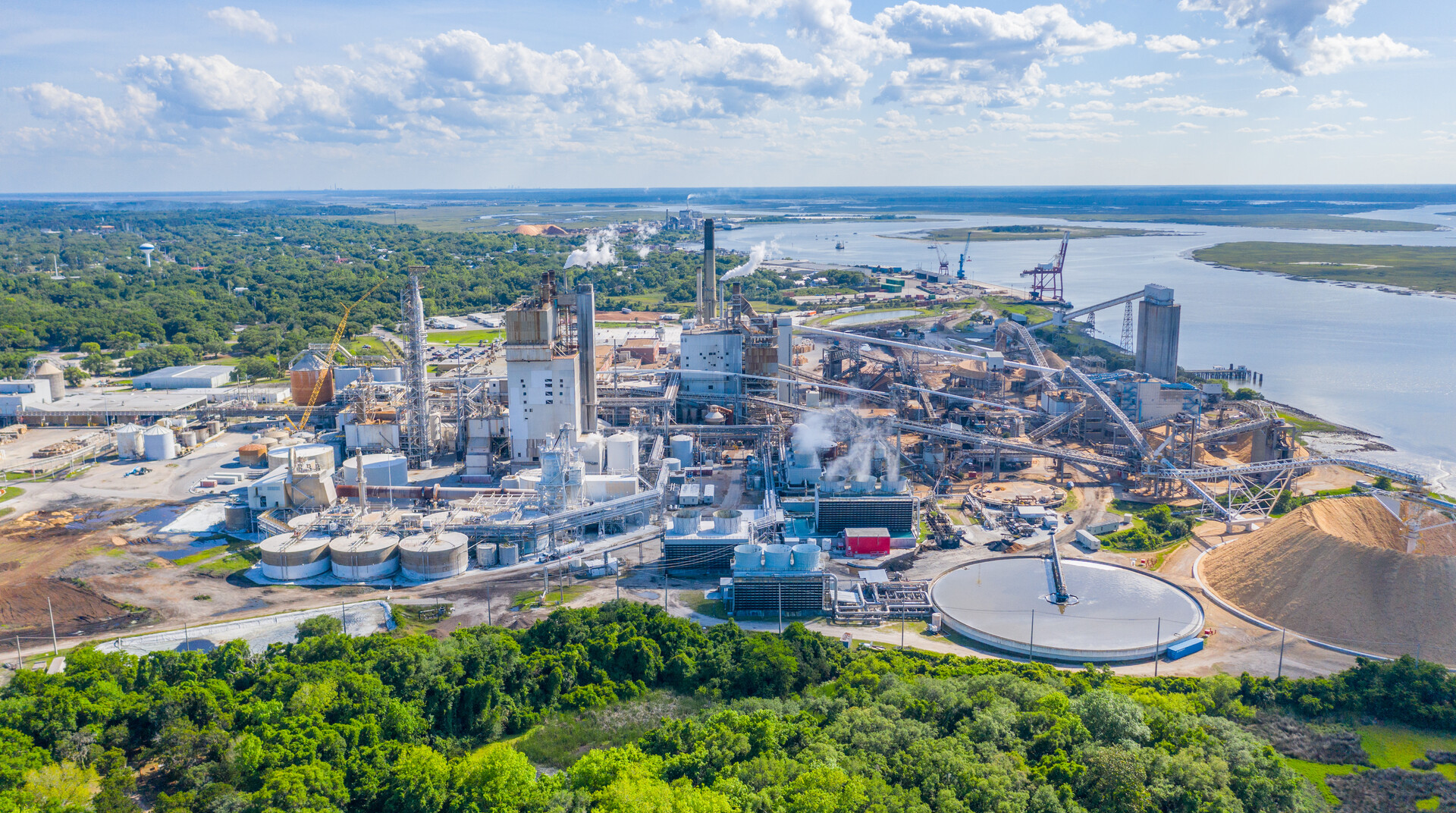 Aerial view of a paper mill in Florida